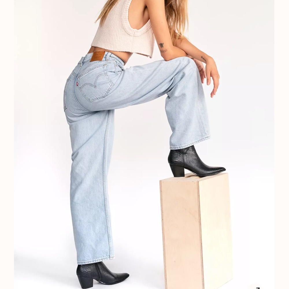 Vegan “Going West” black bootie